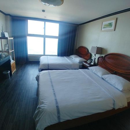 Benikea Hotel Mountain & Ocean Daepohang Sokcho Esterno foto